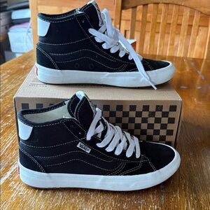 Vans  Black and White High-Top Sneakers “the Lizzie” size 6